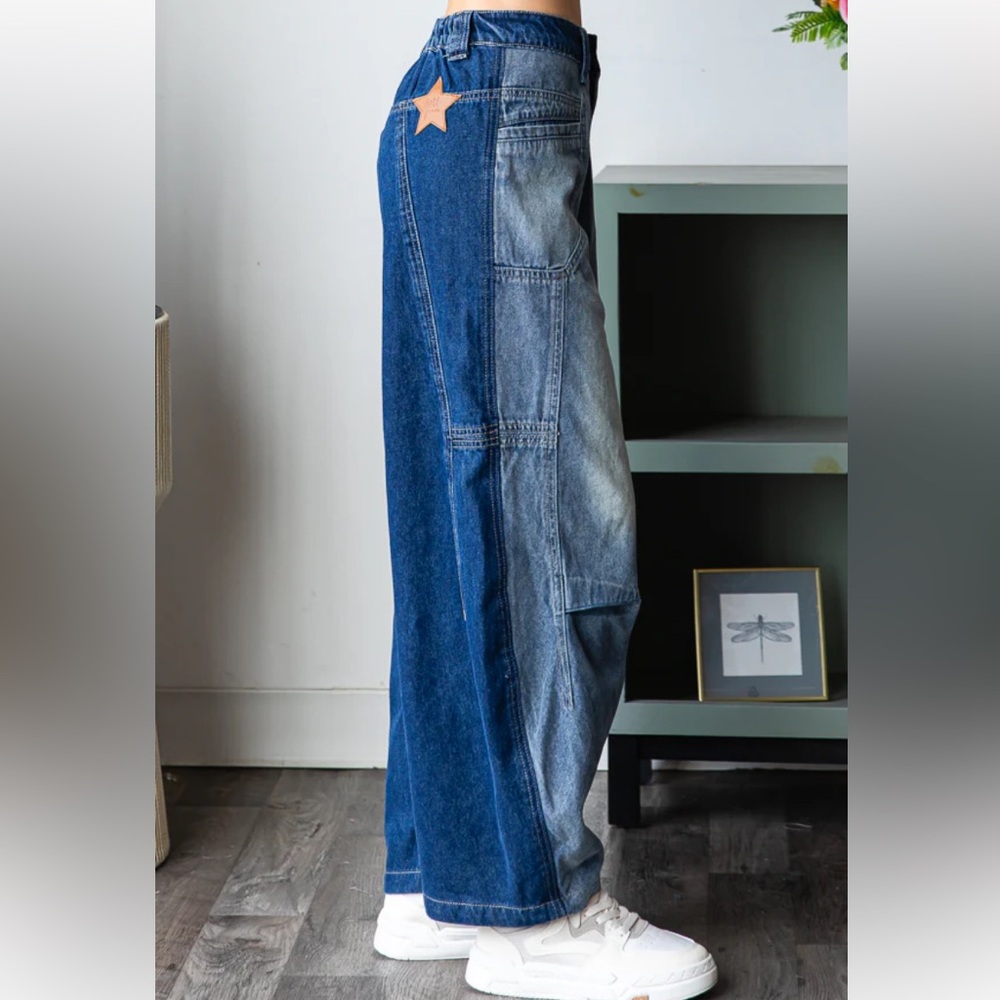 Oli & Hali Two-Tone Light and Dark Blue Wide-Leg Jeans - Picture 2 of 5